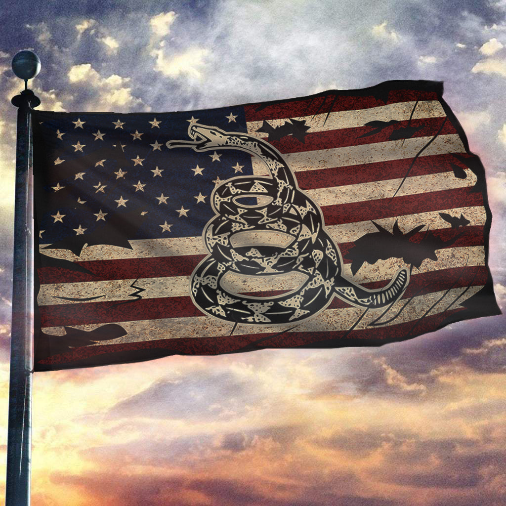 Gadsden Don't Tread On Me - Vintage USA Horizontal Flag