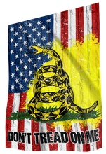 Load image into Gallery viewer, DTOM USA Gadsden House Flag (RTL)